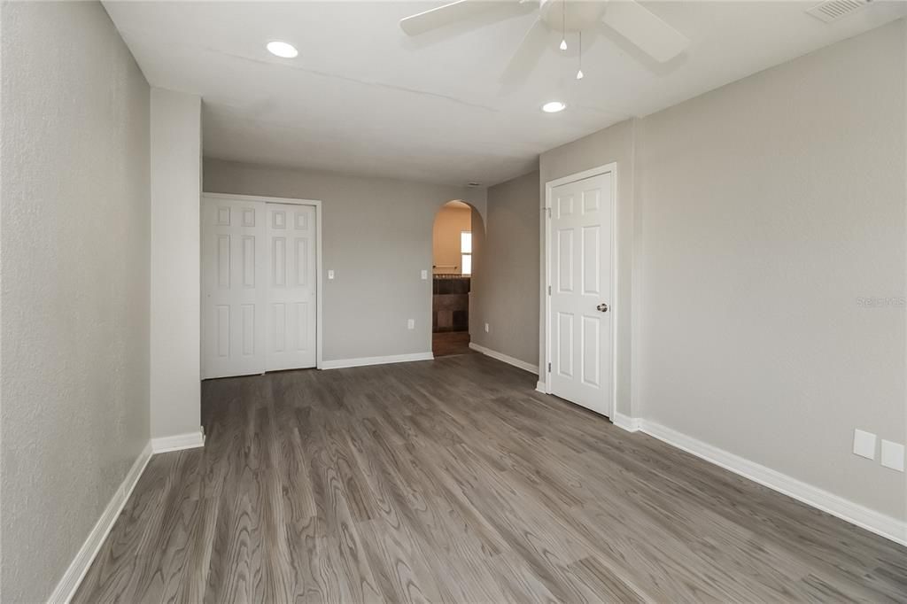 В аренду: $2,245 (4 спален, 2 ванн, 2133 Квадратных фут)