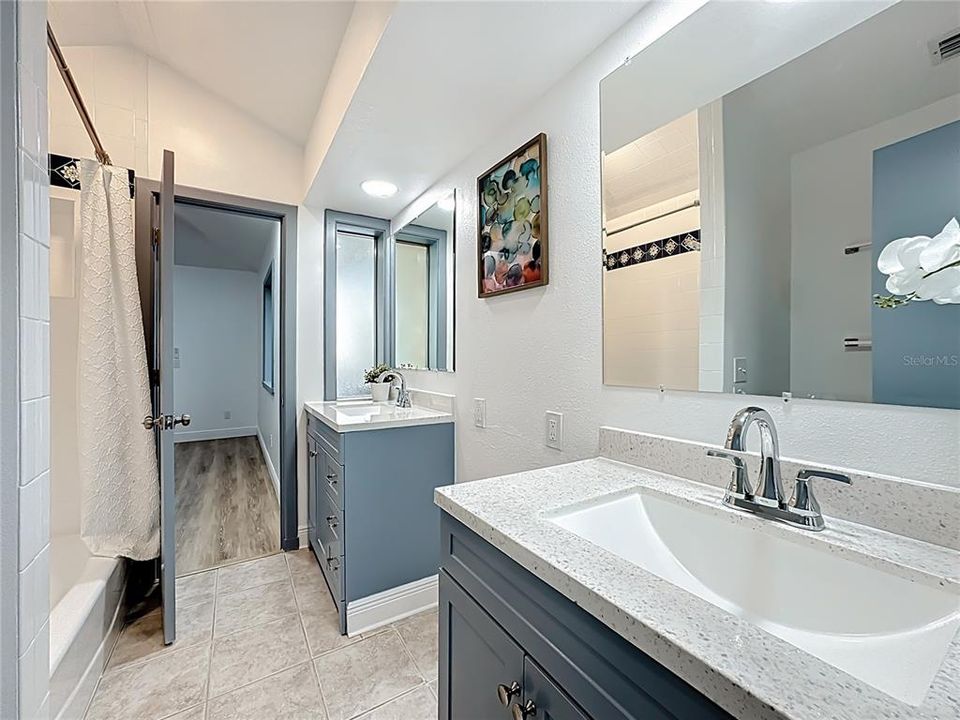 En Venta: $699,900 (4 camas, 2 baños, 2612 Pies cuadrados)