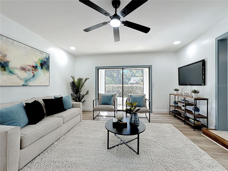 En Venta: $699,900 (4 camas, 2 baños, 2612 Pies cuadrados)