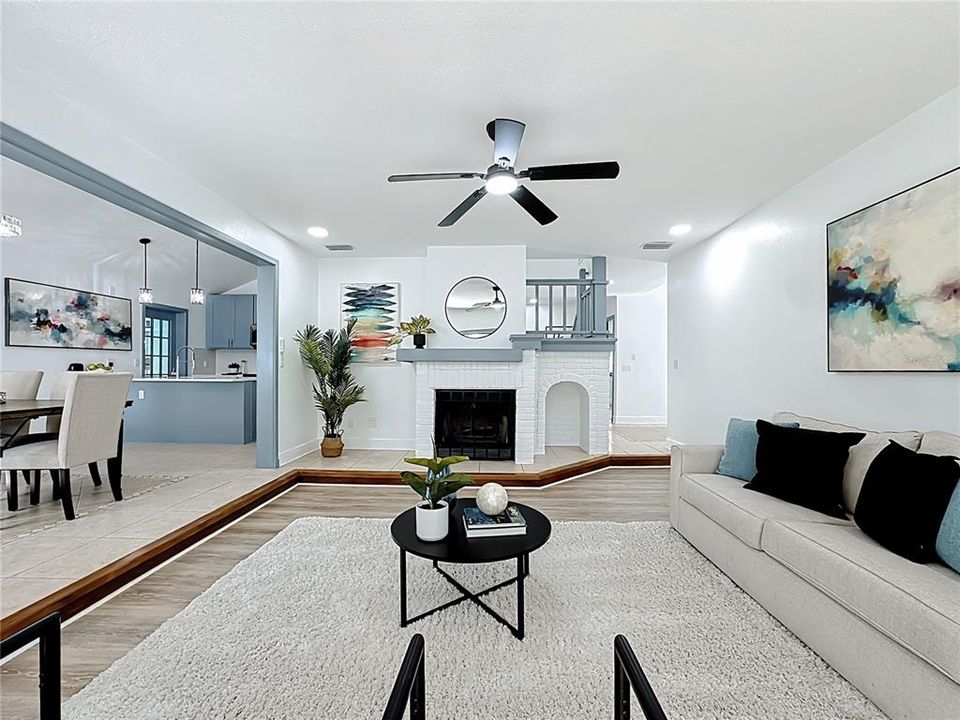 En Venta: $699,900 (4 camas, 2 baños, 2612 Pies cuadrados)