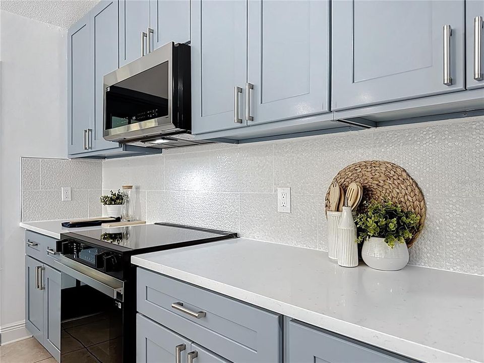 En Venta: $699,900 (4 camas, 2 baños, 2612 Pies cuadrados)