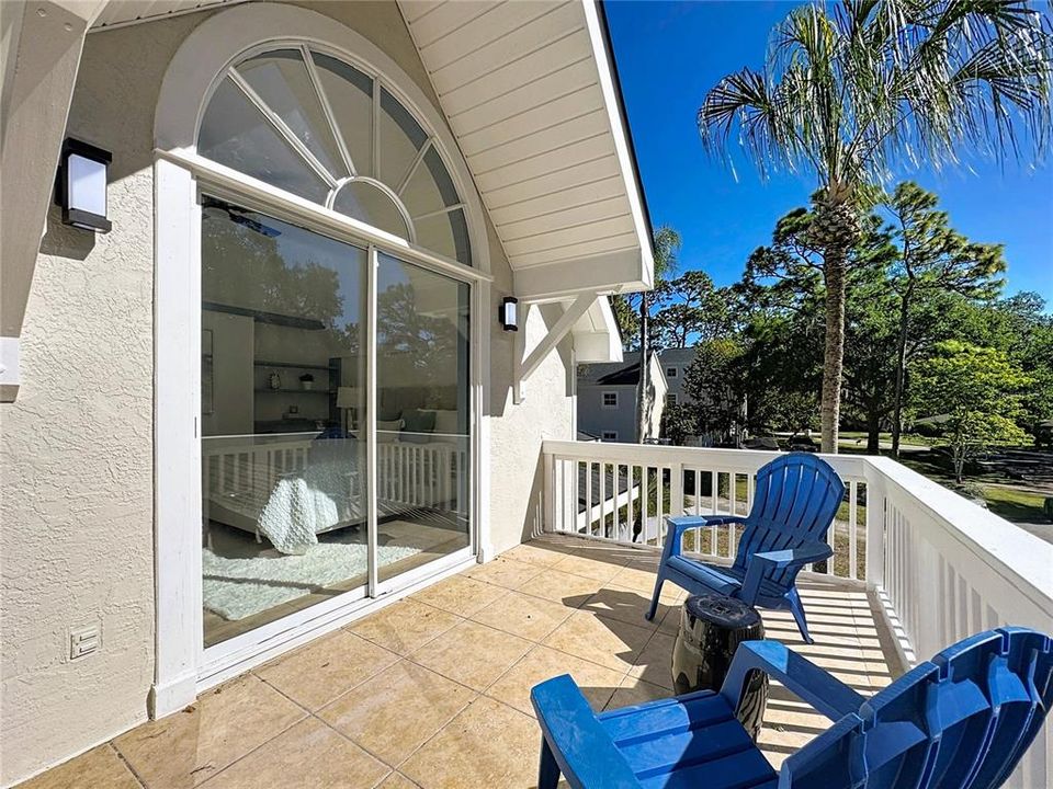 En Venta: $699,900 (4 camas, 2 baños, 2612 Pies cuadrados)