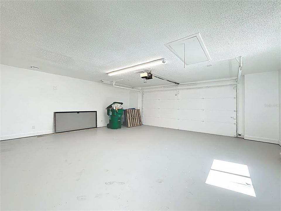 En Venta: $699,900 (4 camas, 2 baños, 2612 Pies cuadrados)