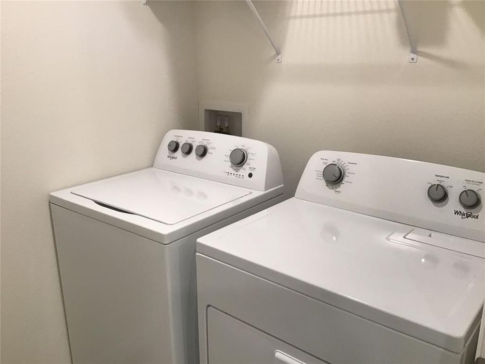 Activo con contrato: $460,000 (4 camas, 2 baños, 1846 Pies cuadrados)