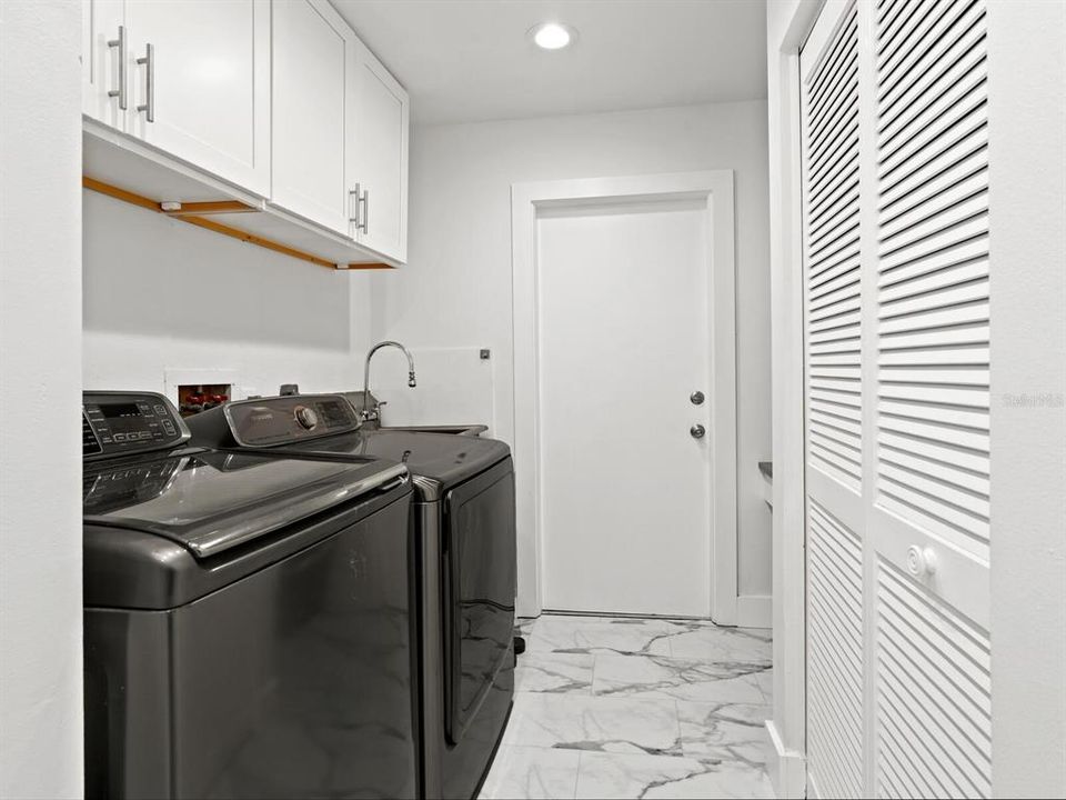 На продажу: $936,000 (3 спален, 3 ванн, 2283 Квадратных фут)