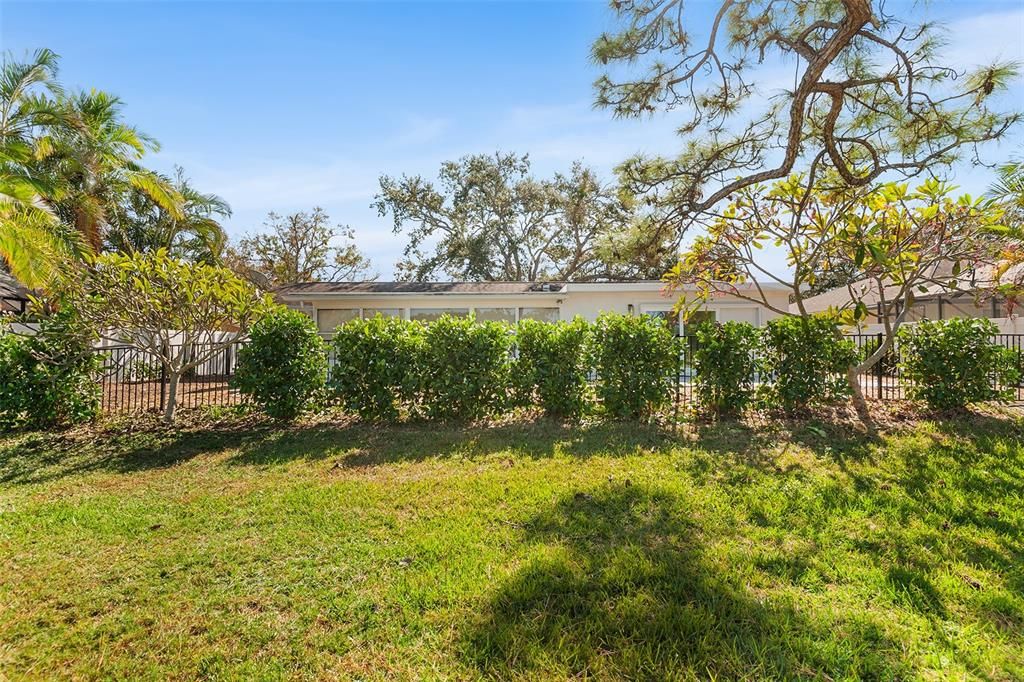 出租: $4,800 (3 贝兹, 2 浴室, 1970 平方英尺)