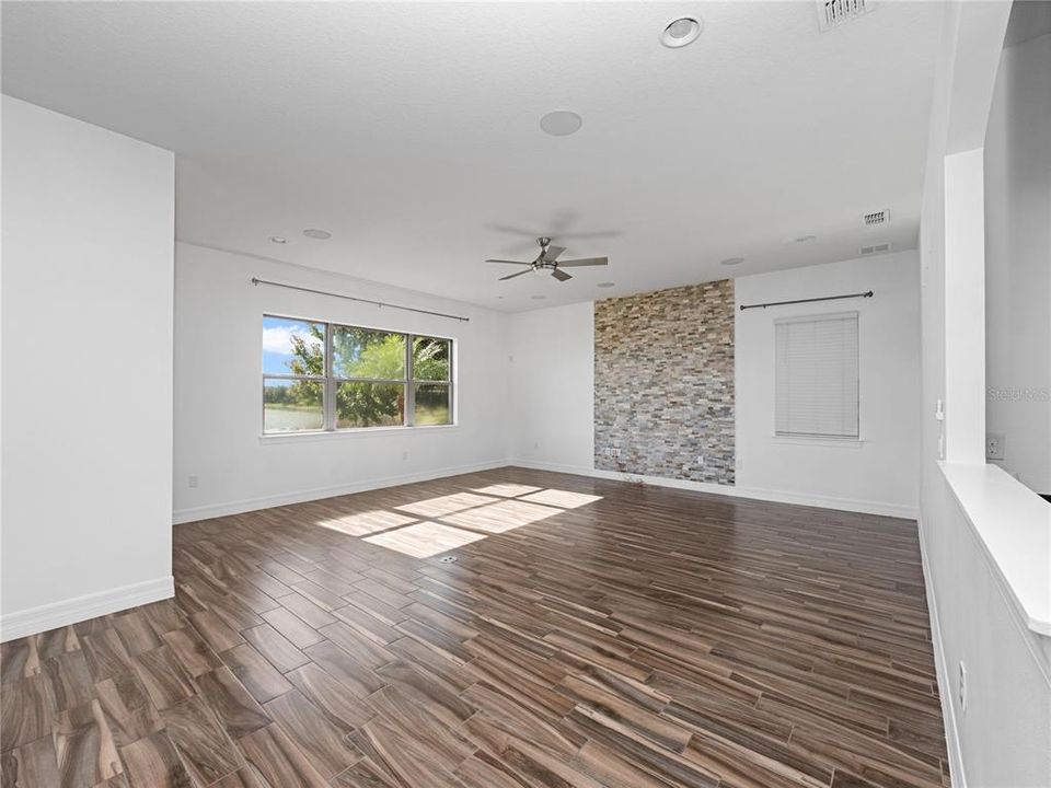 For Sale: $1,225,000 (5 beds, 4 baths, 4008 Square Feet)