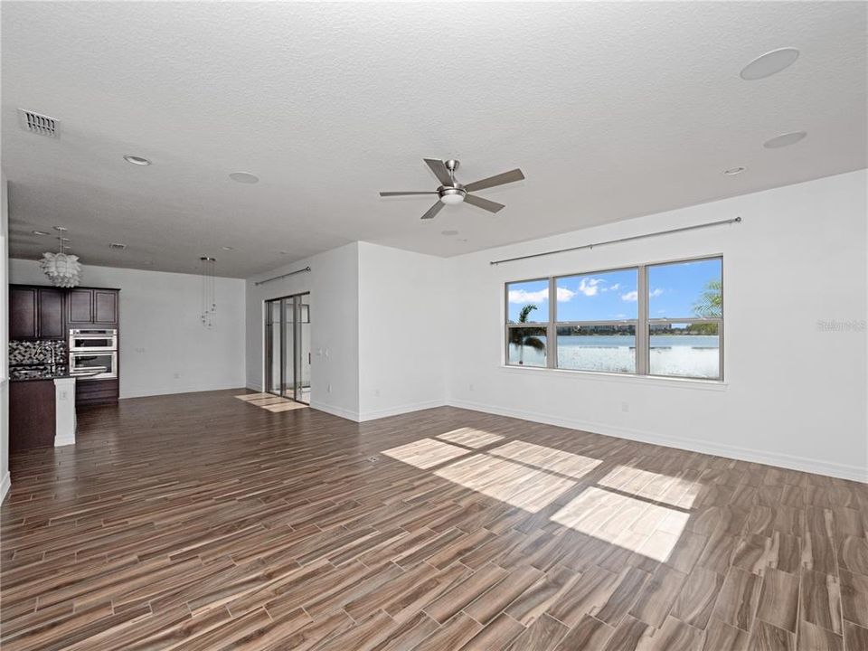 For Sale: $1,225,000 (5 beds, 4 baths, 4008 Square Feet)