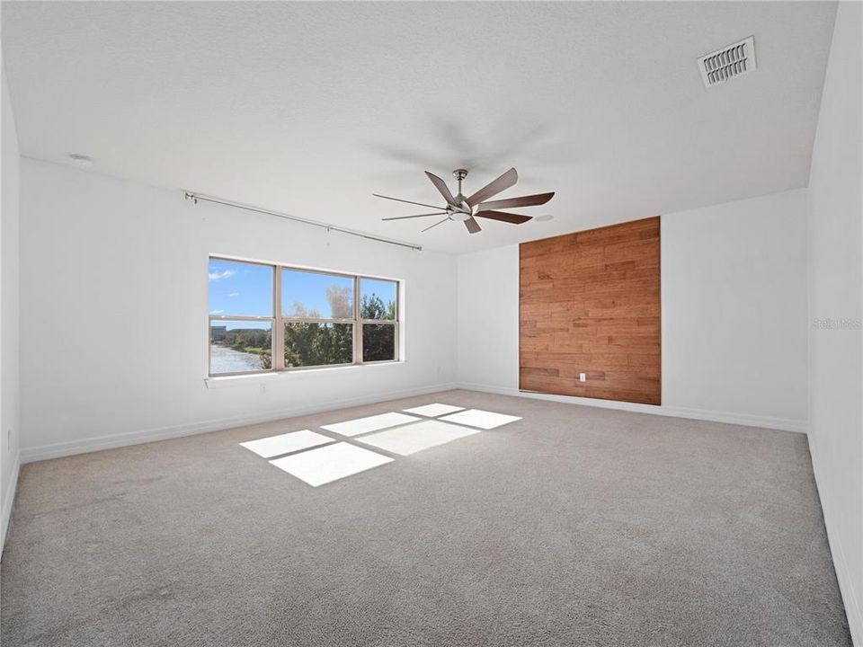 For Sale: $1,225,000 (5 beds, 4 baths, 4008 Square Feet)