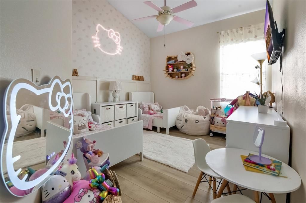 待售: $455,000 (4 贝兹, 3 浴室, 1962 平方英尺)