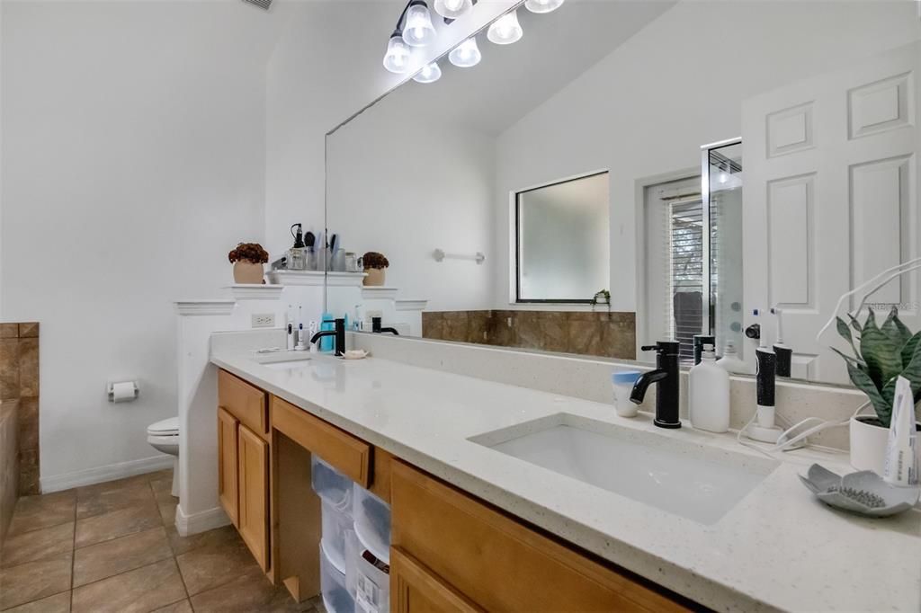 待售: $455,000 (4 贝兹, 3 浴室, 1962 平方英尺)