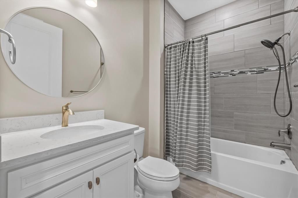 For Sale: $699,999 (2 beds, 2 baths, 1930 Square Feet)