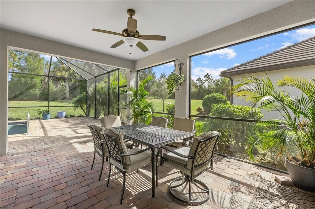 For Sale: $699,999 (2 beds, 2 baths, 1930 Square Feet)