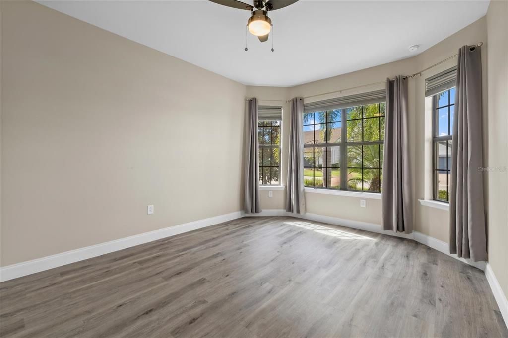 For Sale: $699,999 (2 beds, 2 baths, 1930 Square Feet)