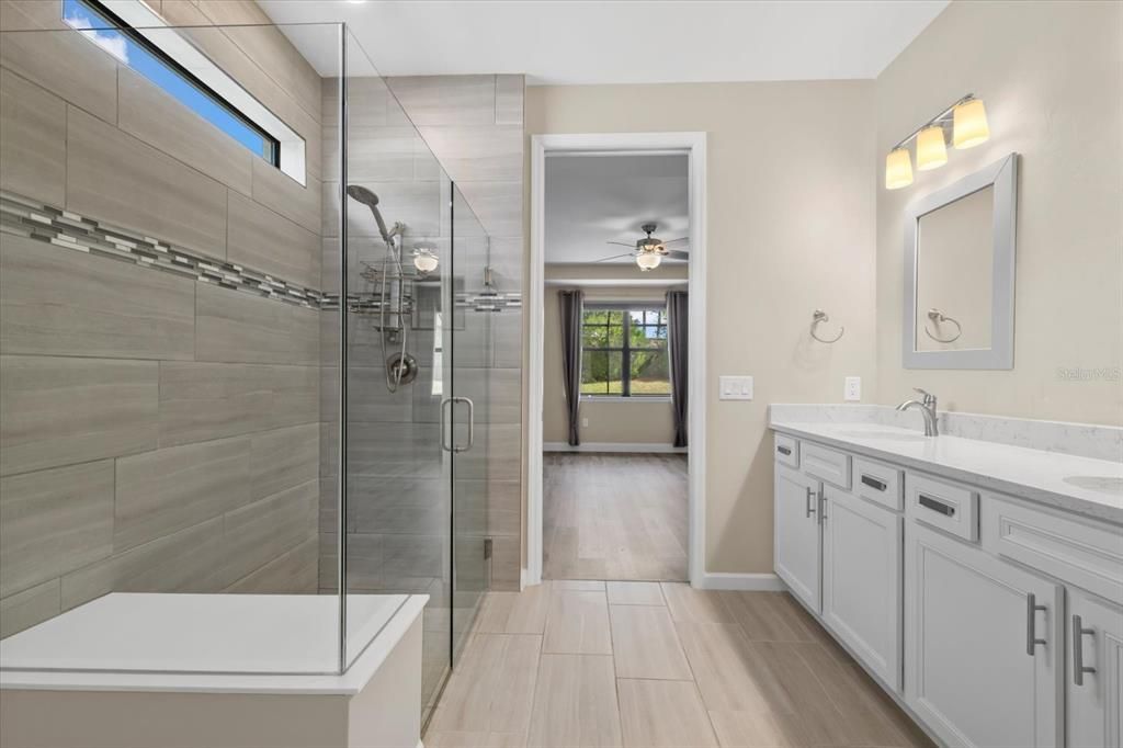 For Sale: $699,999 (2 beds, 2 baths, 1930 Square Feet)