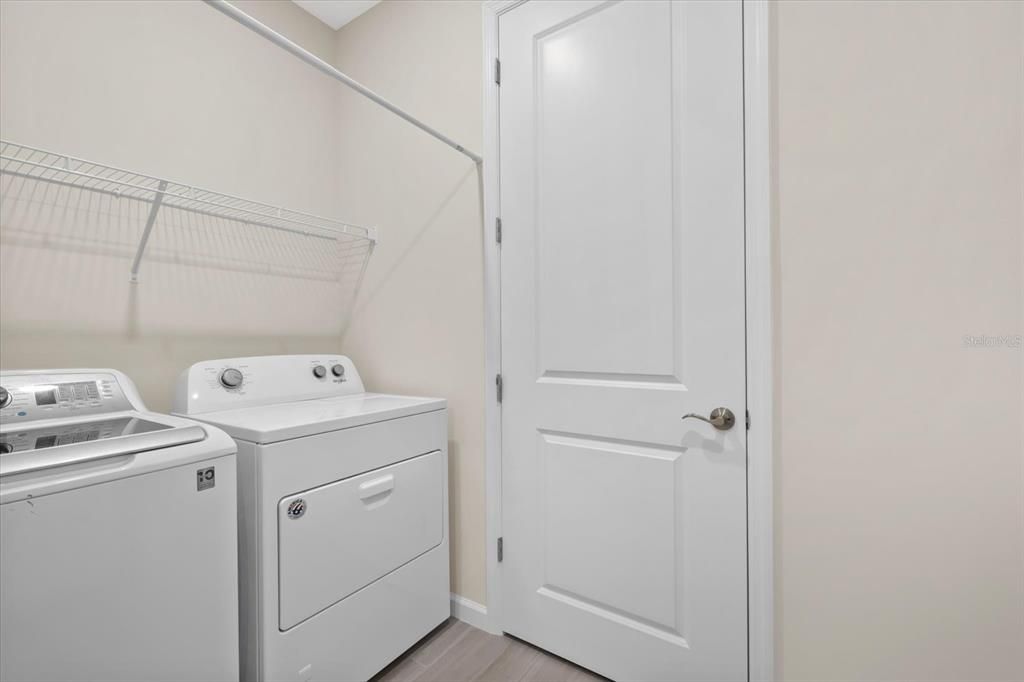 For Sale: $699,999 (2 beds, 2 baths, 1930 Square Feet)