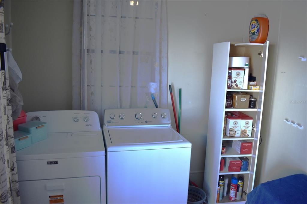 На продажу: $124,900 (1 спален, 1 ванн, 710 Квадратных фут)