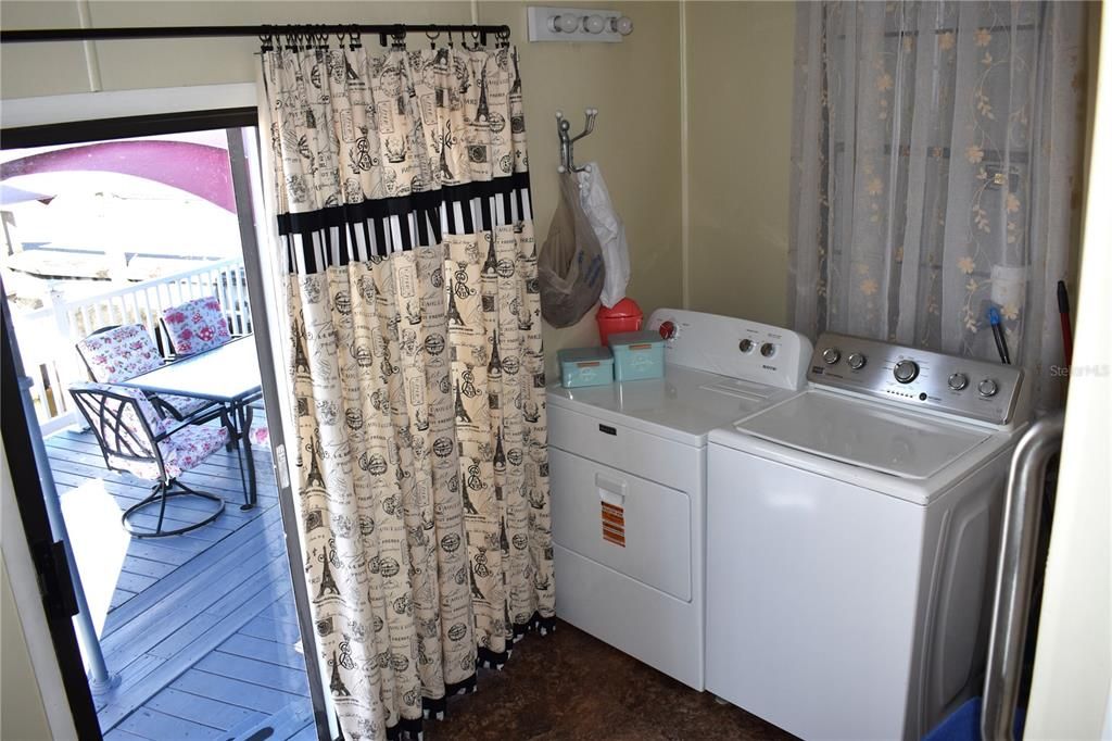 На продажу: $124,900 (1 спален, 1 ванн, 710 Квадратных фут)