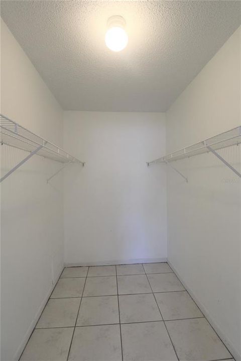 出租: $1,600 (2 贝兹, 2 浴室, 962 平方英尺)