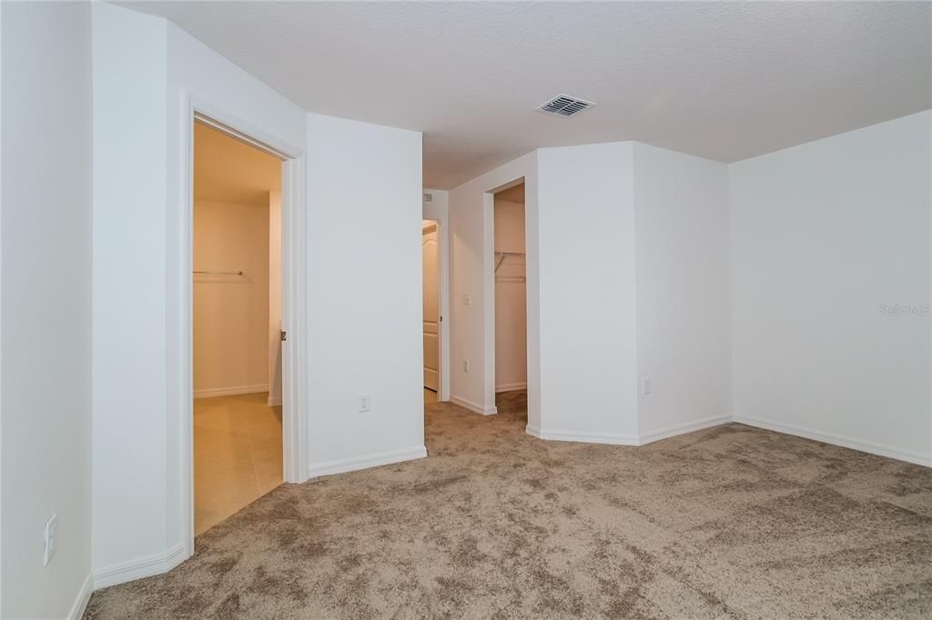 В аренду: $2,205 (4 спален, 2 ванн, 1851 Квадратных фут)