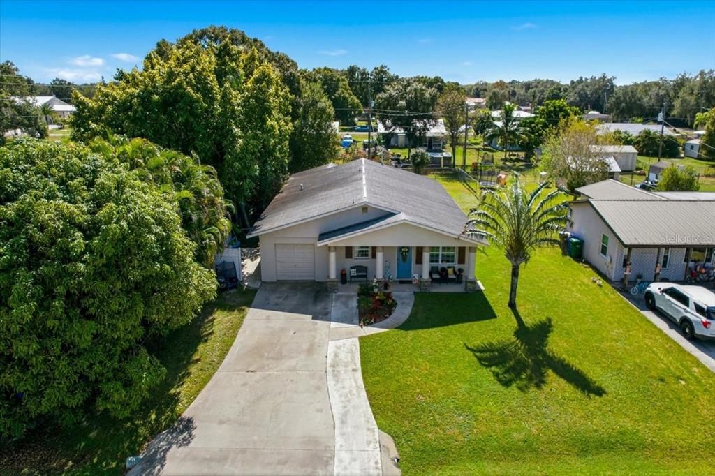 En Venta: $357,000 (5 camas, 4 baños, 1566 Pies cuadrados)