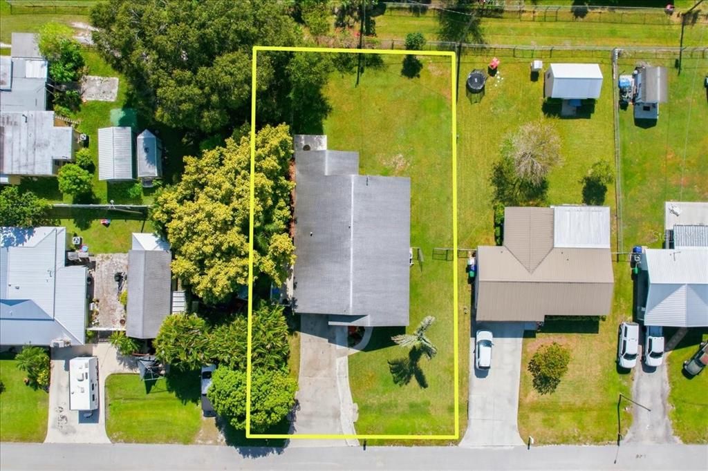 En Venta: $357,000 (5 camas, 4 baños, 1566 Pies cuadrados)