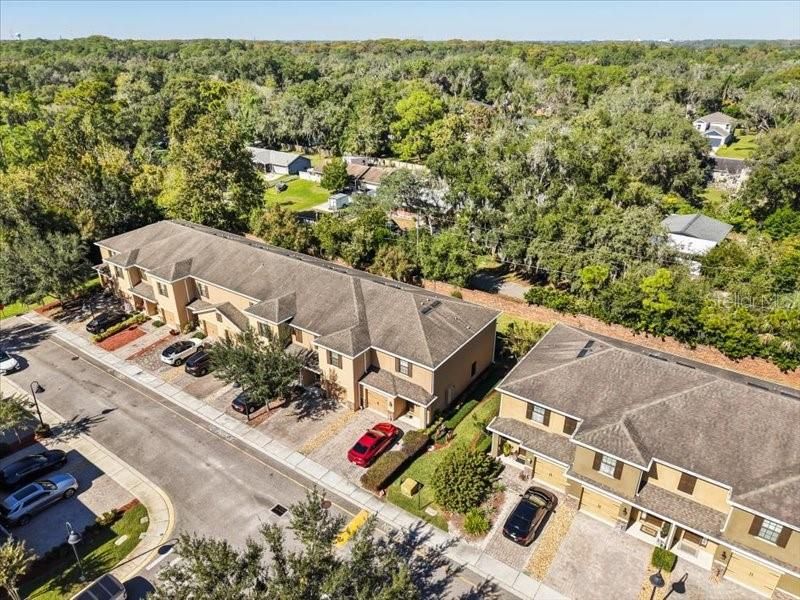 En Venta: $334,000 (3 camas, 2 baños, 1369 Pies cuadrados)