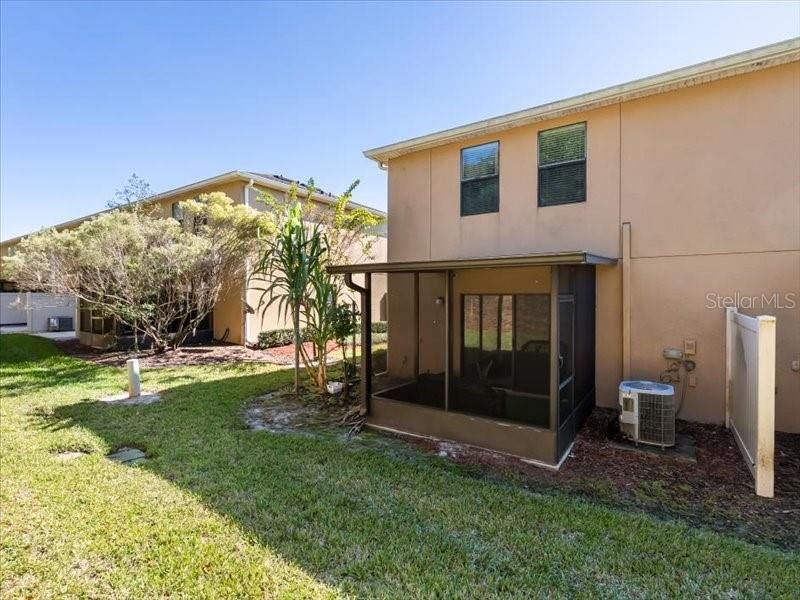 En Venta: $334,000 (3 camas, 2 baños, 1369 Pies cuadrados)