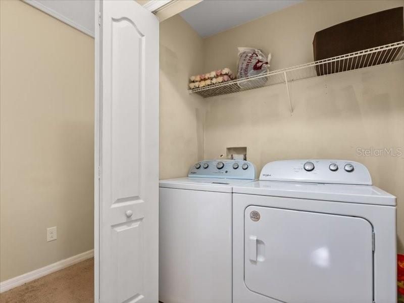 En Venta: $334,000 (3 camas, 2 baños, 1369 Pies cuadrados)