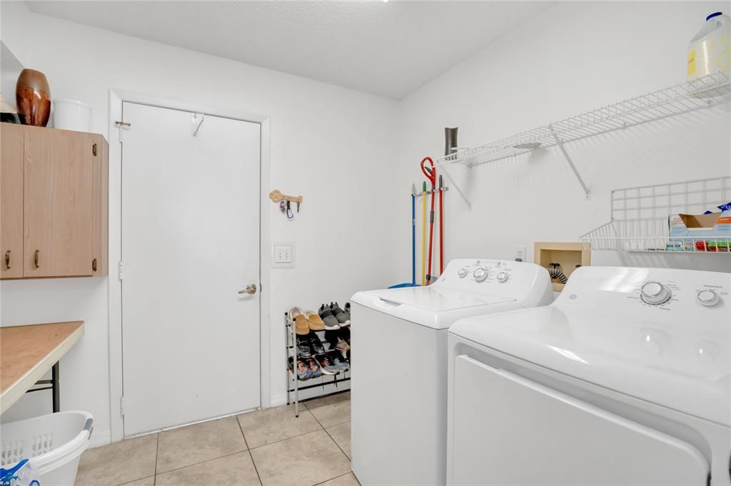 待售: $242,900 (3 贝兹, 2 浴室, 1720 平方英尺)