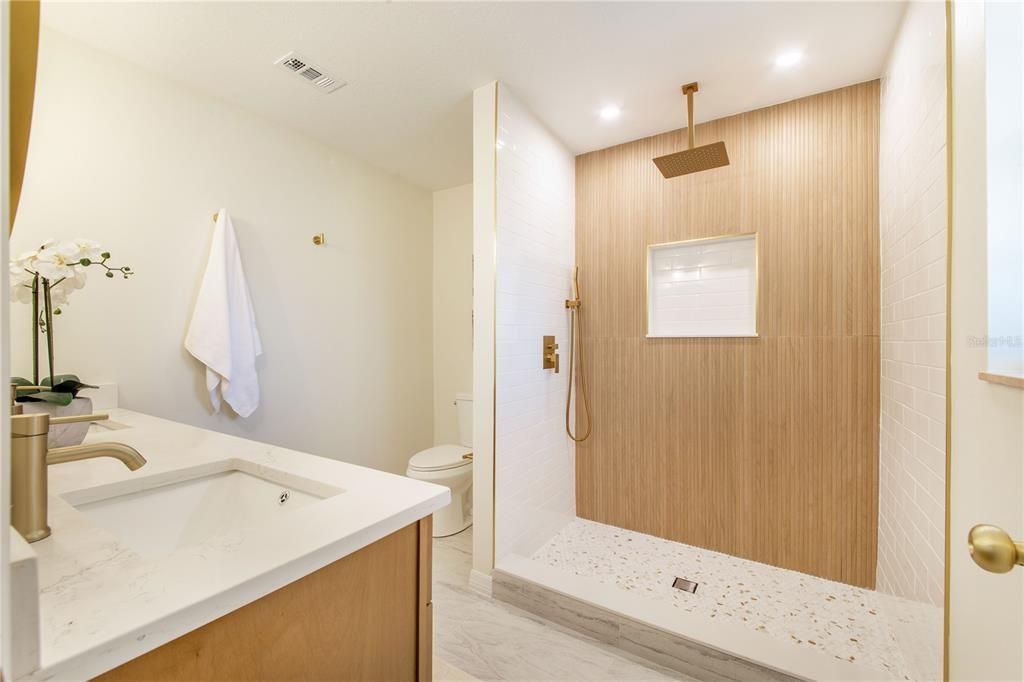 待售: $429,900 (3 贝兹, 2 浴室, 1792 平方英尺)