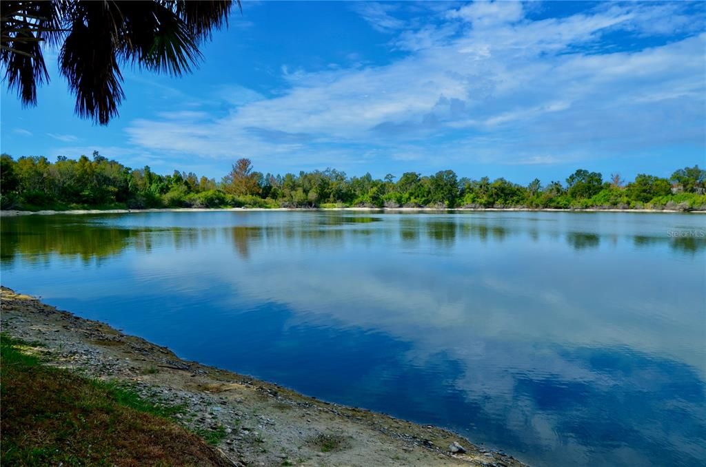 待售: $230,000 (3 贝兹, 2 浴室, 1200 平方英尺)