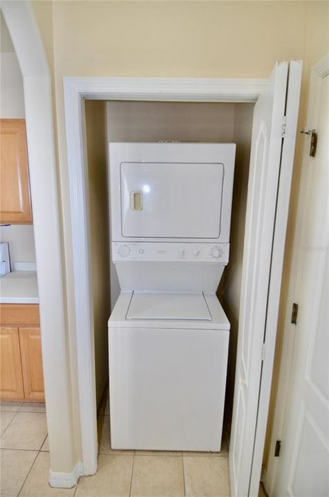 待售: $230,000 (3 贝兹, 2 浴室, 1200 平方英尺)