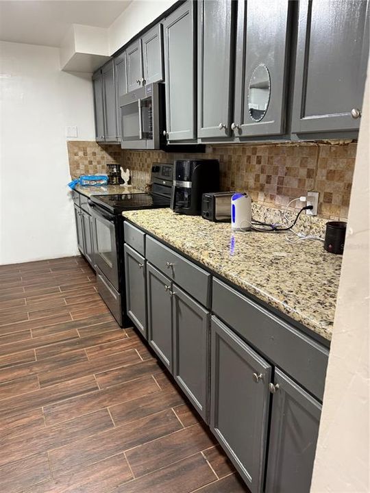 En Venta: $449,000 (5 camas, 0 baños, 1603 Pies cuadrados)