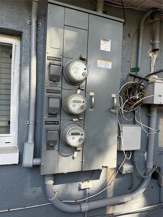 En Venta: $449,000 (5 camas, 0 baños, 1603 Pies cuadrados)