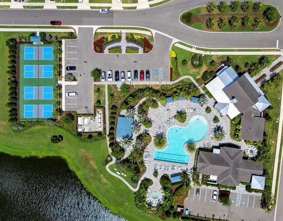 For Sale: $799,000 (3 beds, 2 baths, 2328 Square Feet)