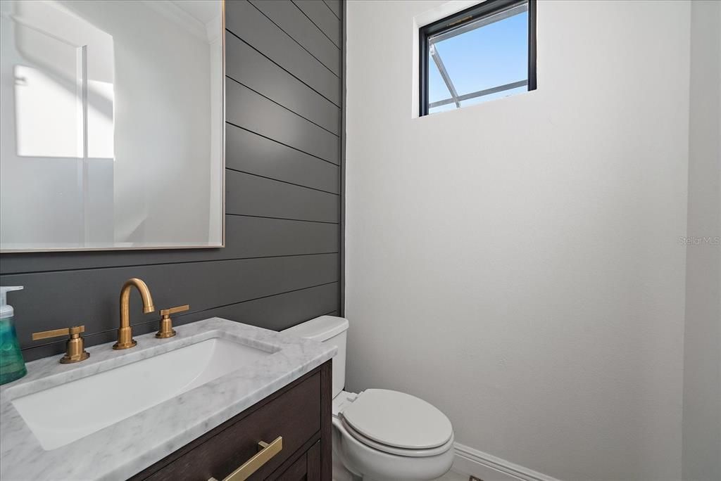 For Sale: $799,000 (3 beds, 2 baths, 2328 Square Feet)