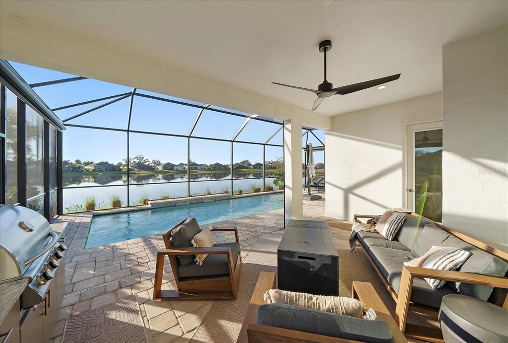 For Sale: $799,000 (3 beds, 2 baths, 2328 Square Feet)