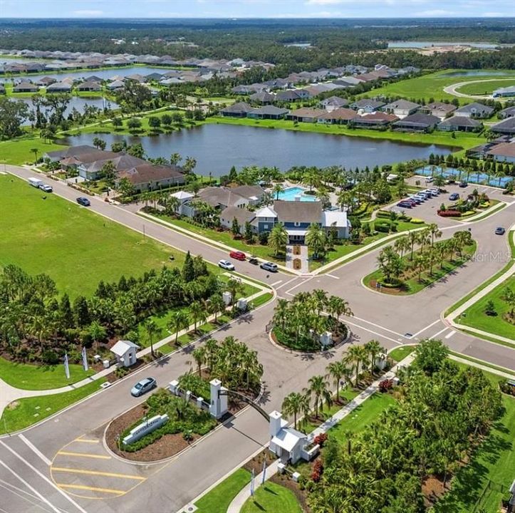 For Sale: $799,000 (3 beds, 2 baths, 2328 Square Feet)