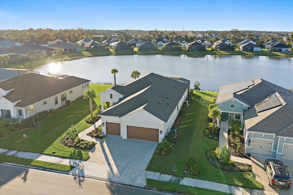 For Sale: $799,000 (3 beds, 2 baths, 2328 Square Feet)