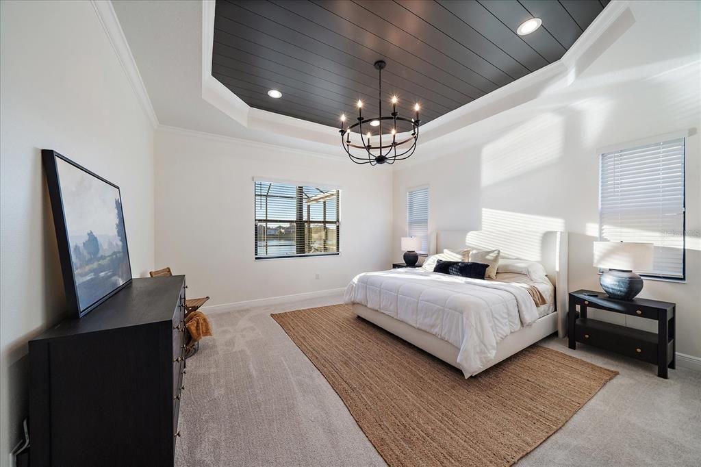 For Sale: $799,000 (3 beds, 2 baths, 2328 Square Feet)