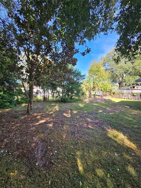 出租: $3,100 (4 贝兹, 2 浴室, 1710 平方英尺)