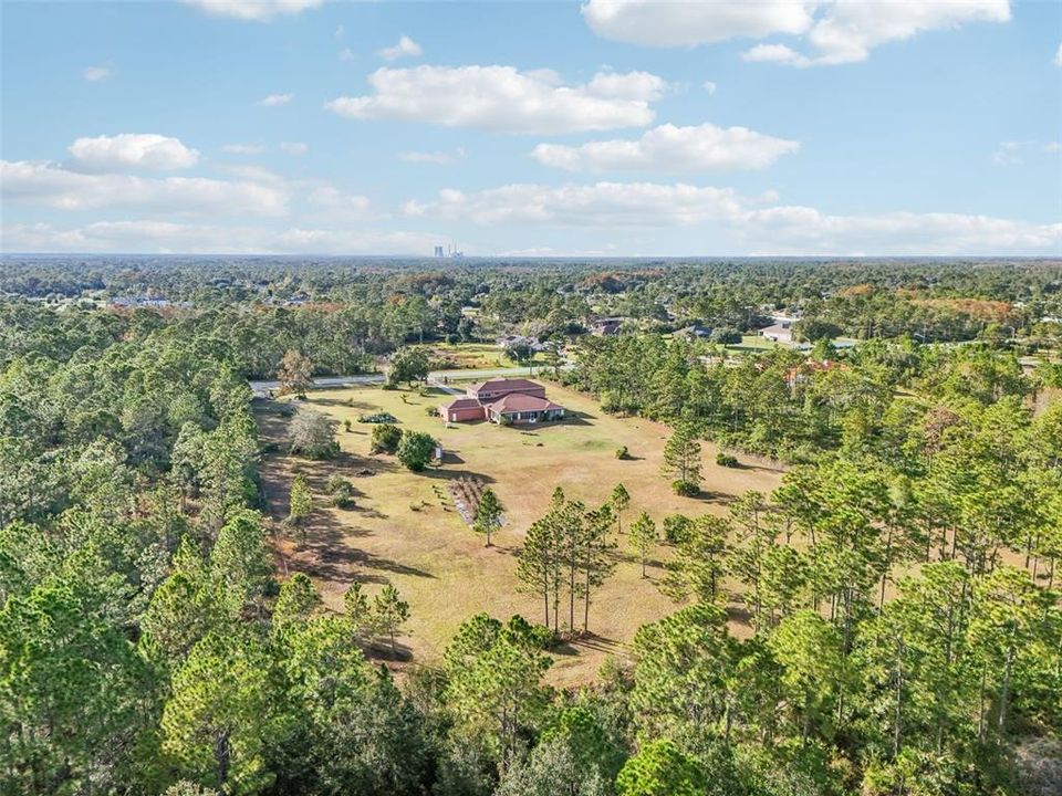 For Sale: $1,260,000 (6 beds, 4 baths, 5590 Square Feet)