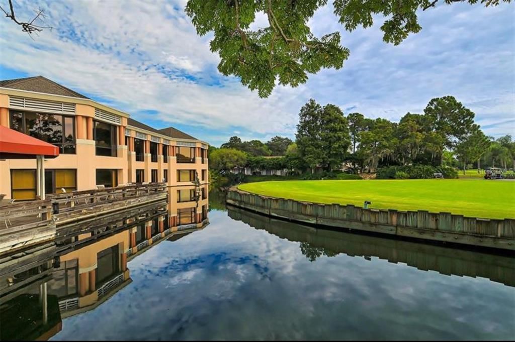 待售: $325,000 (2 贝兹, 2 浴室, 1099 平方英尺)