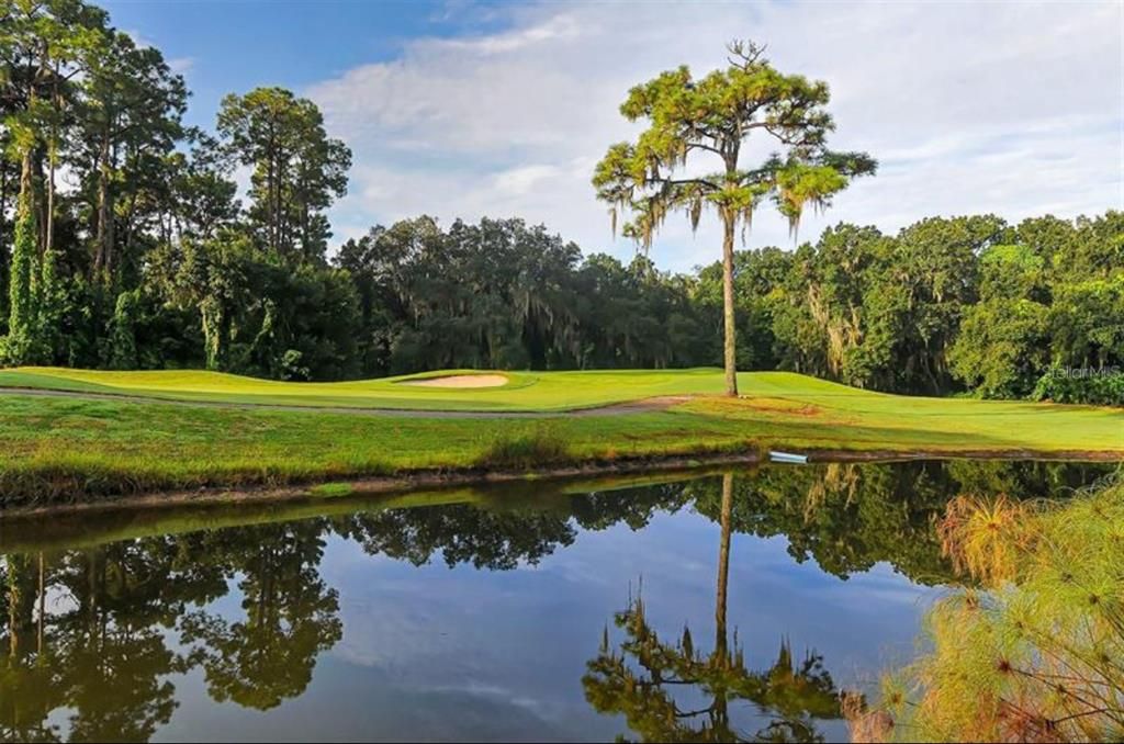 待售: $325,000 (2 贝兹, 2 浴室, 1099 平方英尺)