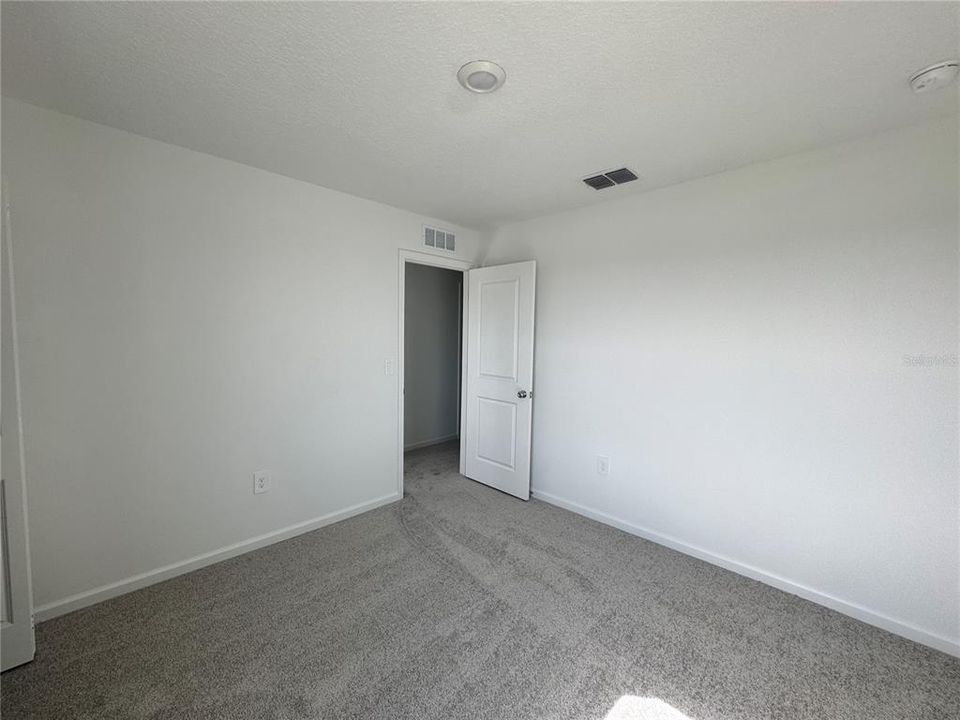 En Renta: $2,250 (5 camas, 2 baños, 2112 Pies cuadrados)