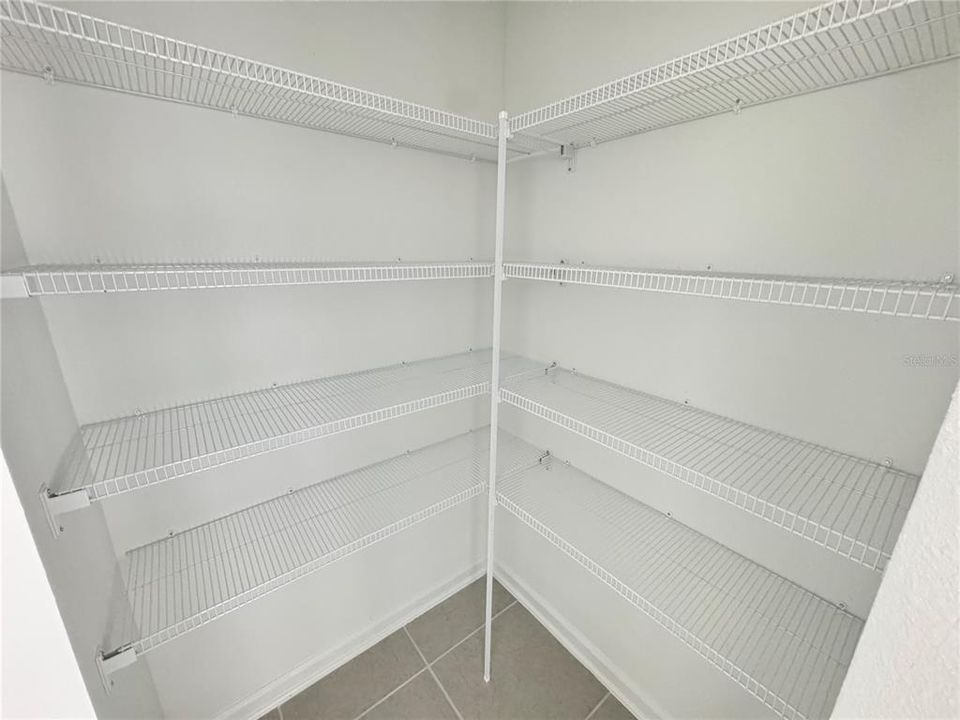 En Renta: $2,250 (5 camas, 2 baños, 2112 Pies cuadrados)