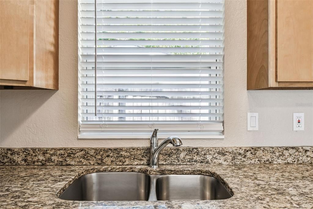 Activo con contrato: $759,000 (4 camas, 0 baños, 1624 Pies cuadrados)