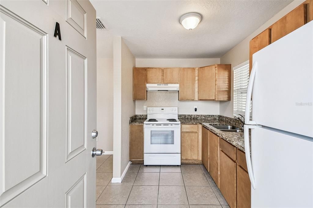 Activo con contrato: $759,000 (4 camas, 0 baños, 1624 Pies cuadrados)