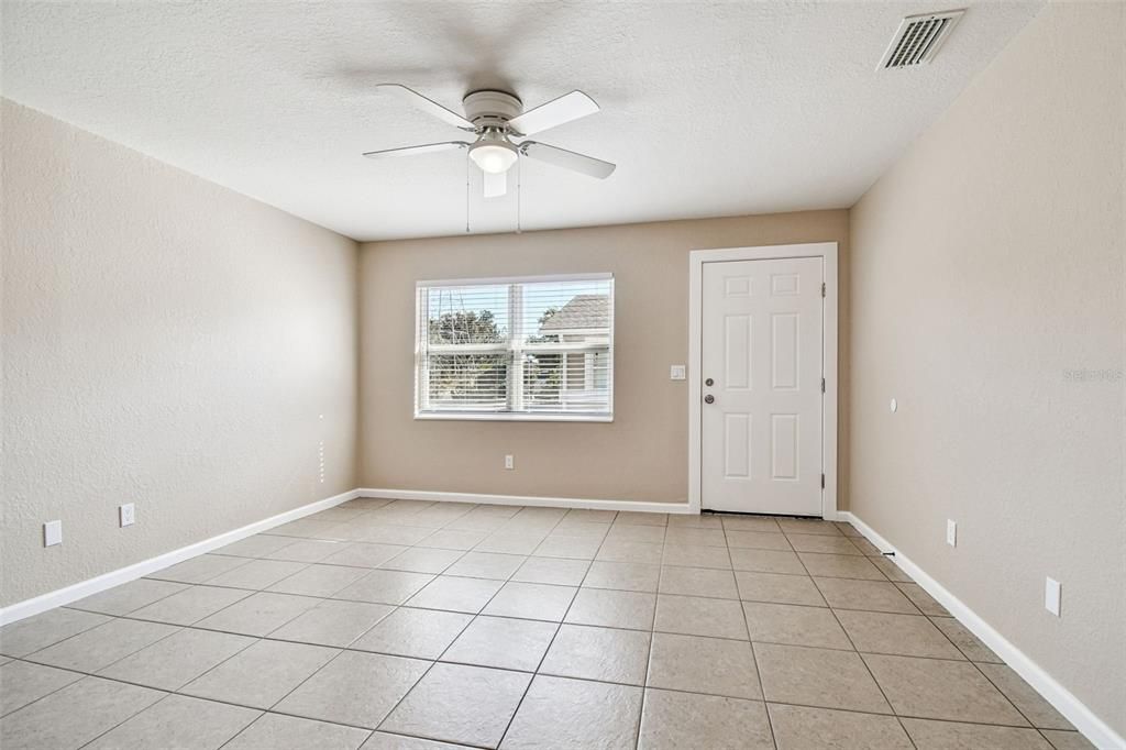 Activo con contrato: $759,000 (4 camas, 0 baños, 1624 Pies cuadrados)